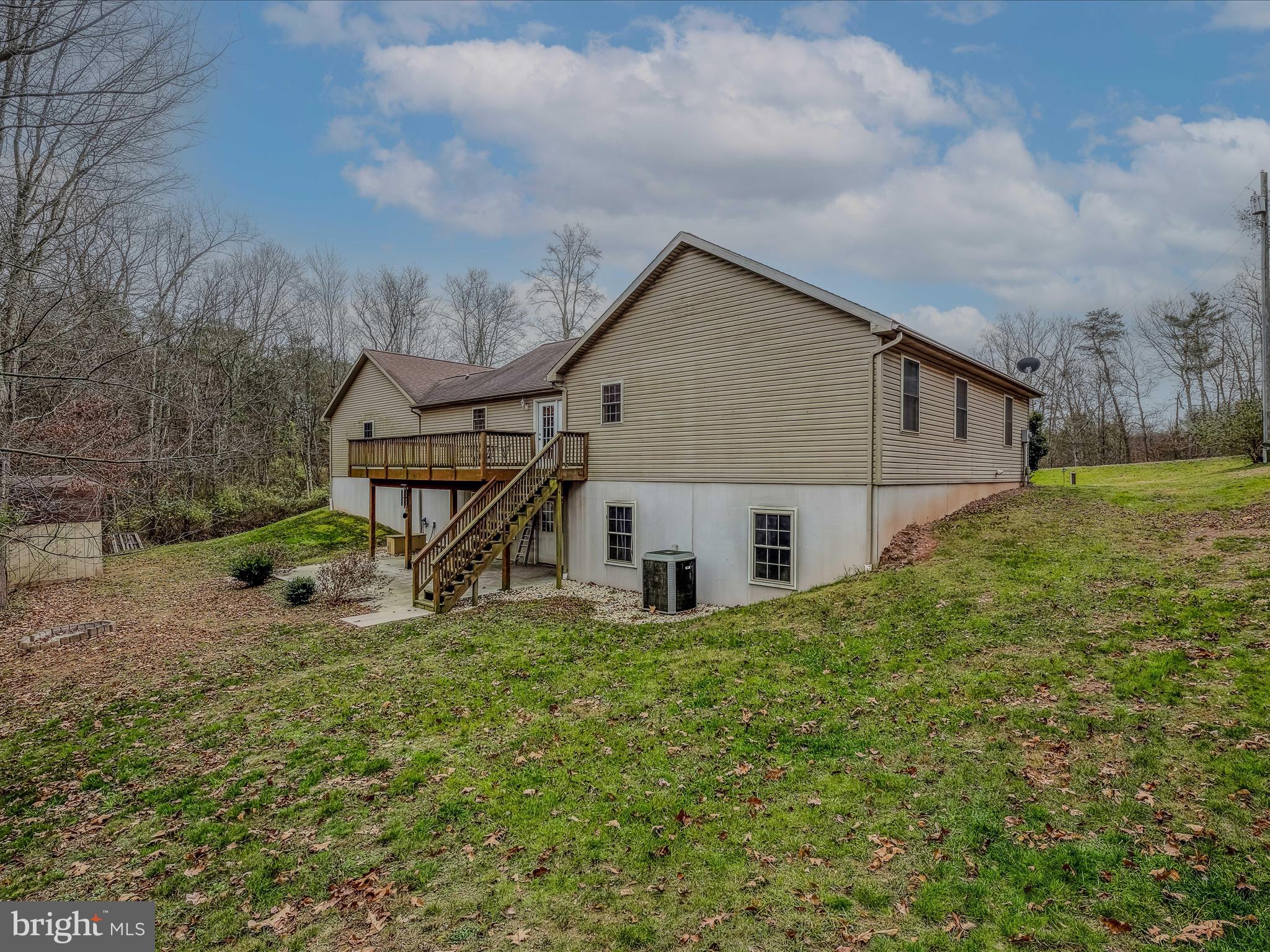 247 Pine Acres Ln
