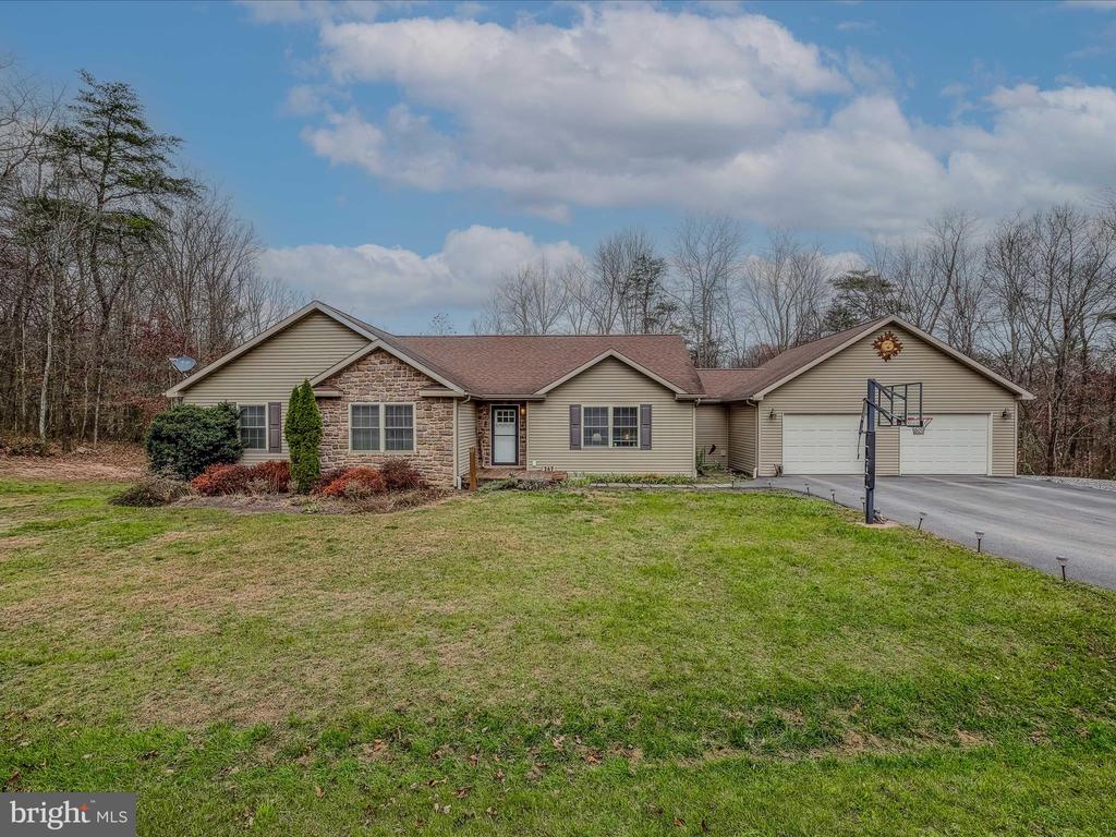 247 Pine Acres Ln