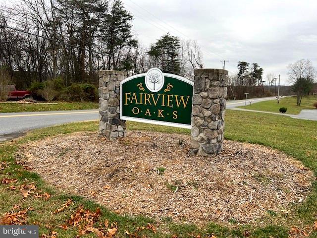Fairview Oaks Lane