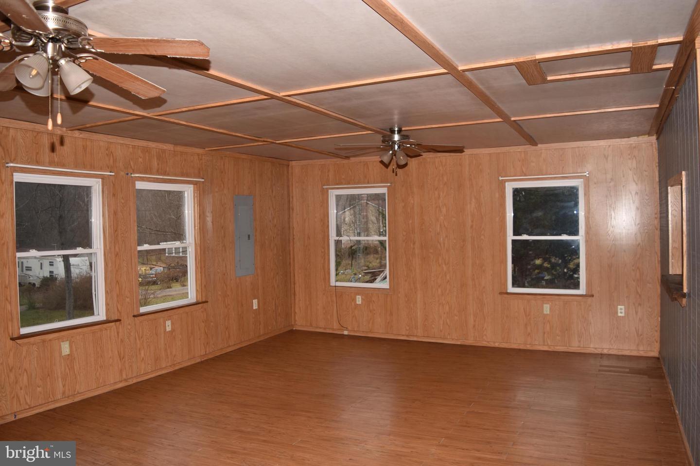 756 Oliver Ln
