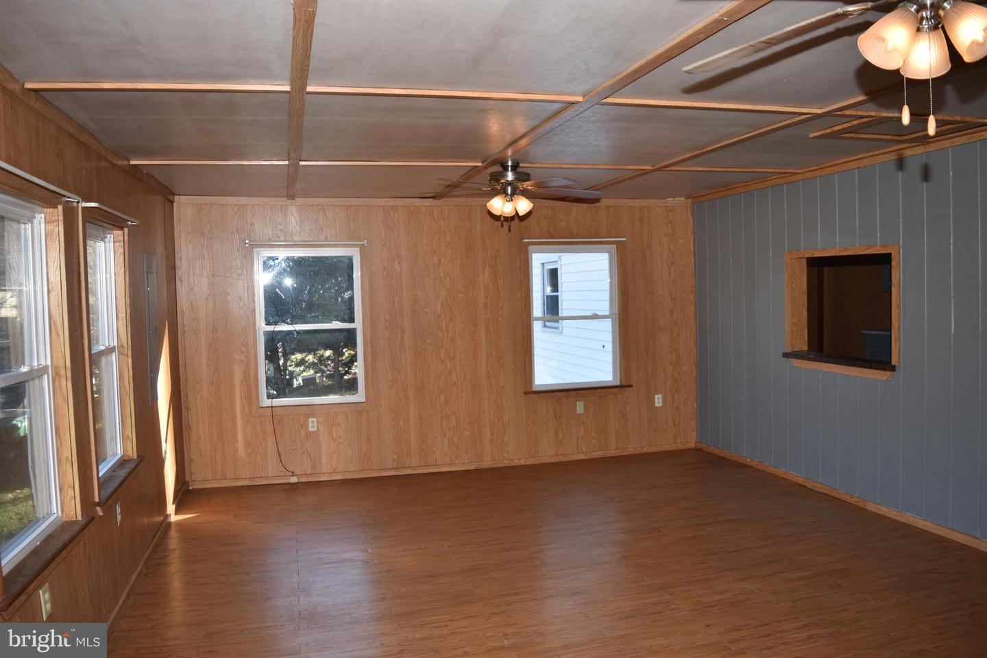 756 Oliver Ln