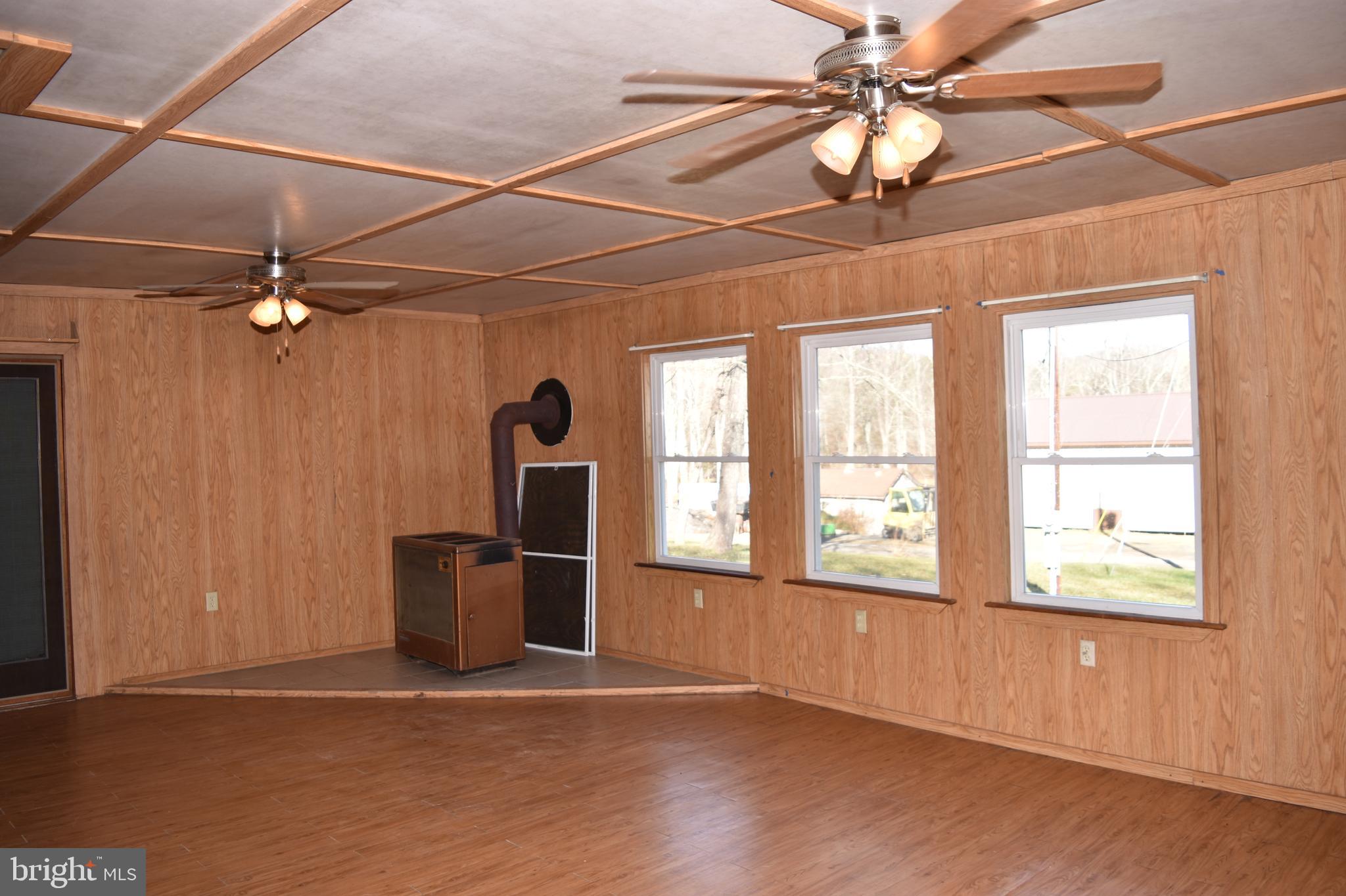 756 Oliver Ln