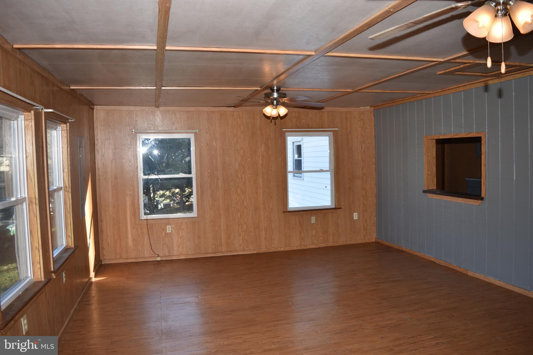 756 Oliver Ln