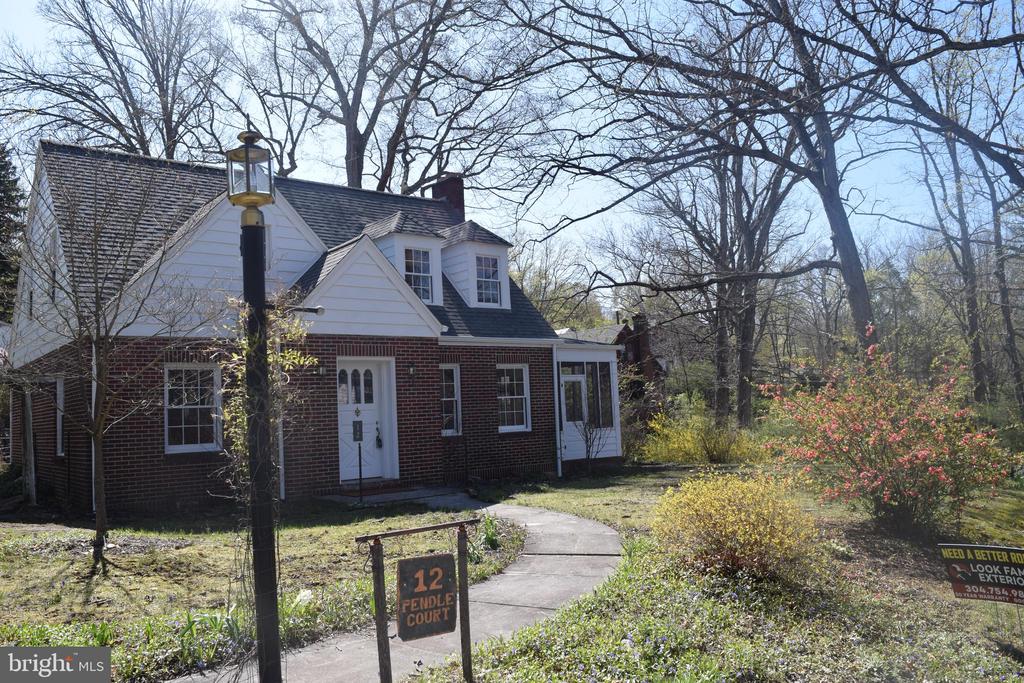 12 Pendle Ct