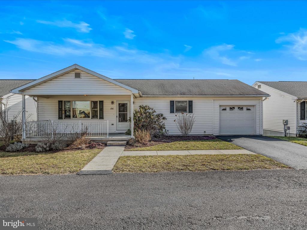 196 United Morgan Cir