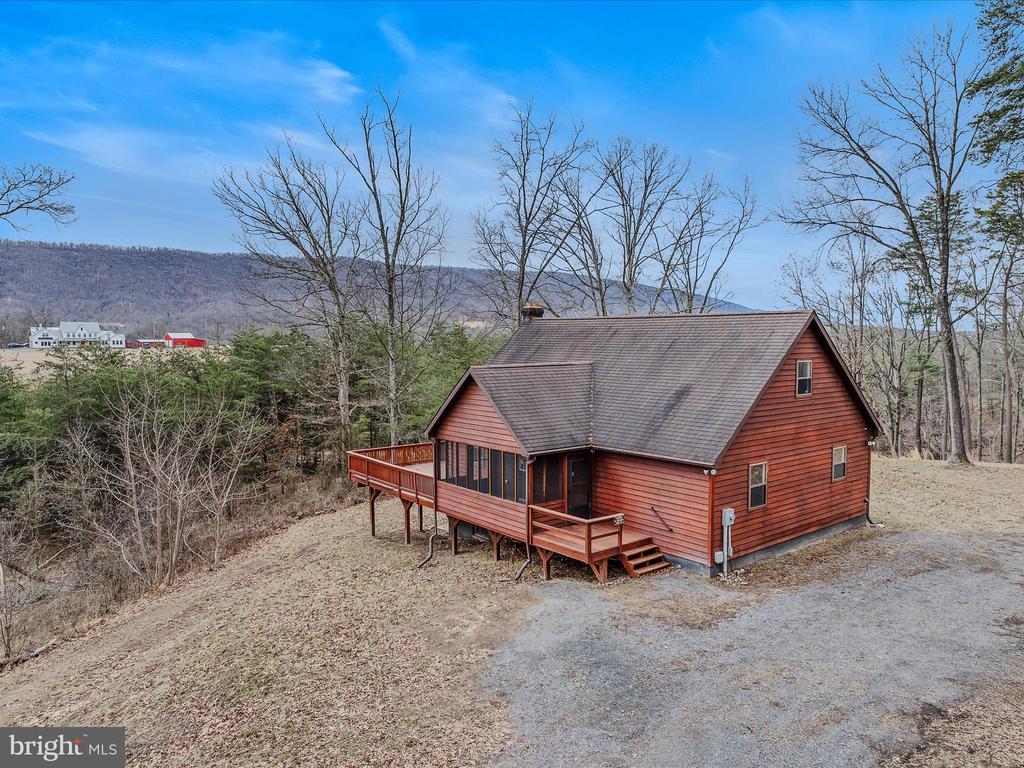 193 Country Ridge Ln
