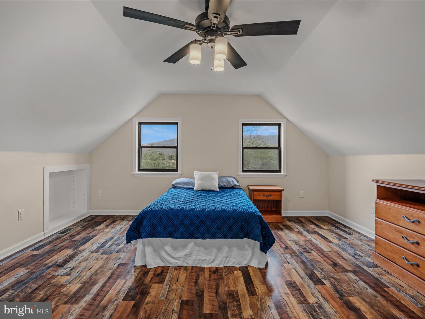 193 Country Ridge Ln