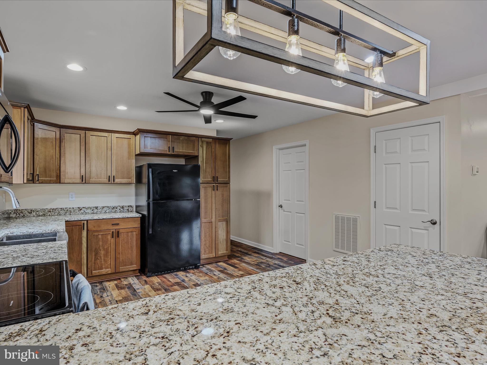 193 Country Ridge Ln