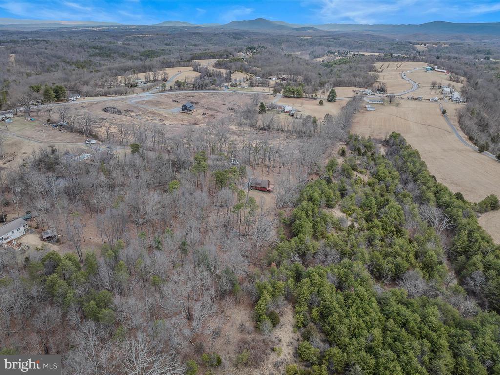 193 Country Ridge Ln