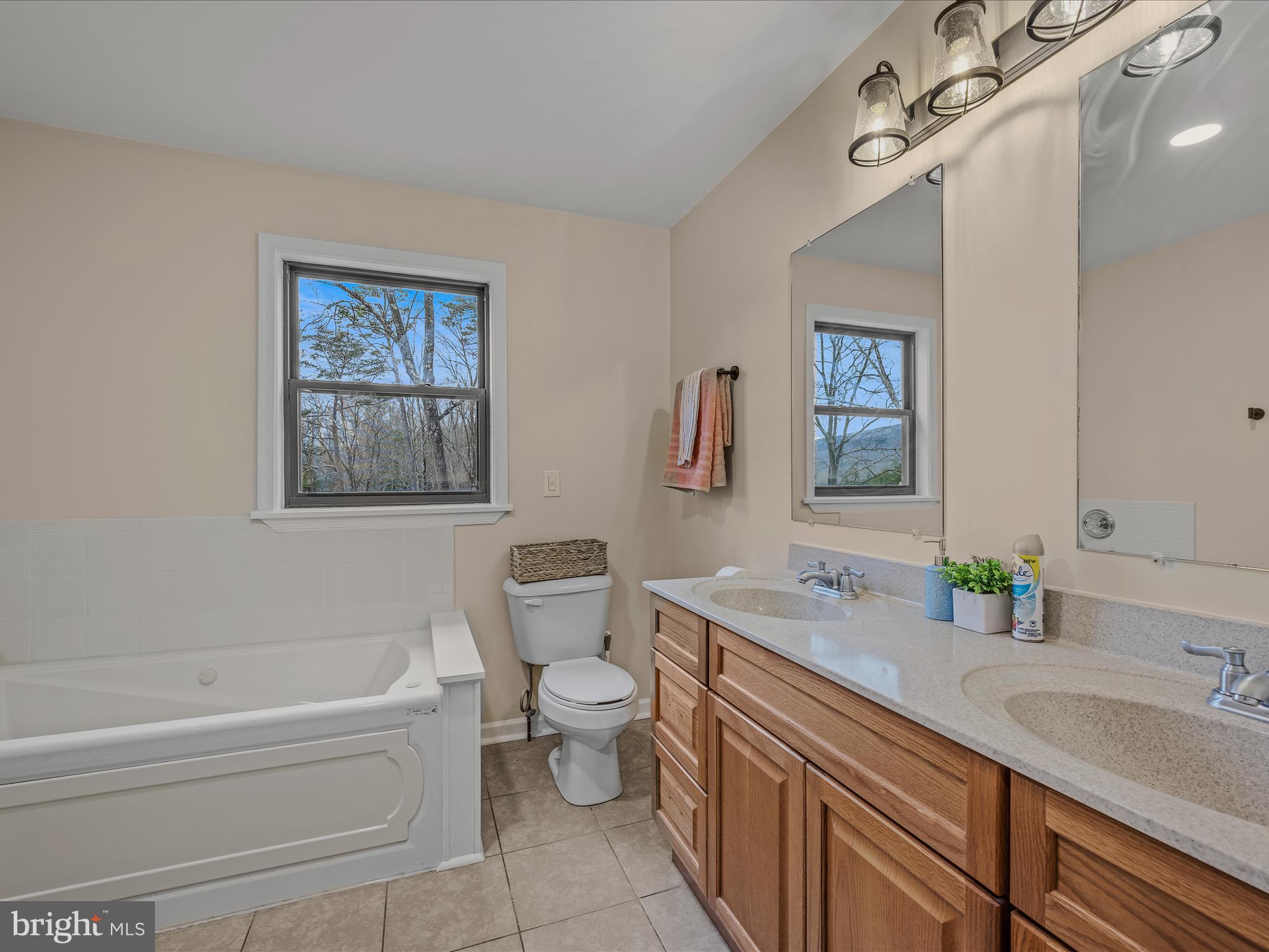 193 Country Ridge Ln