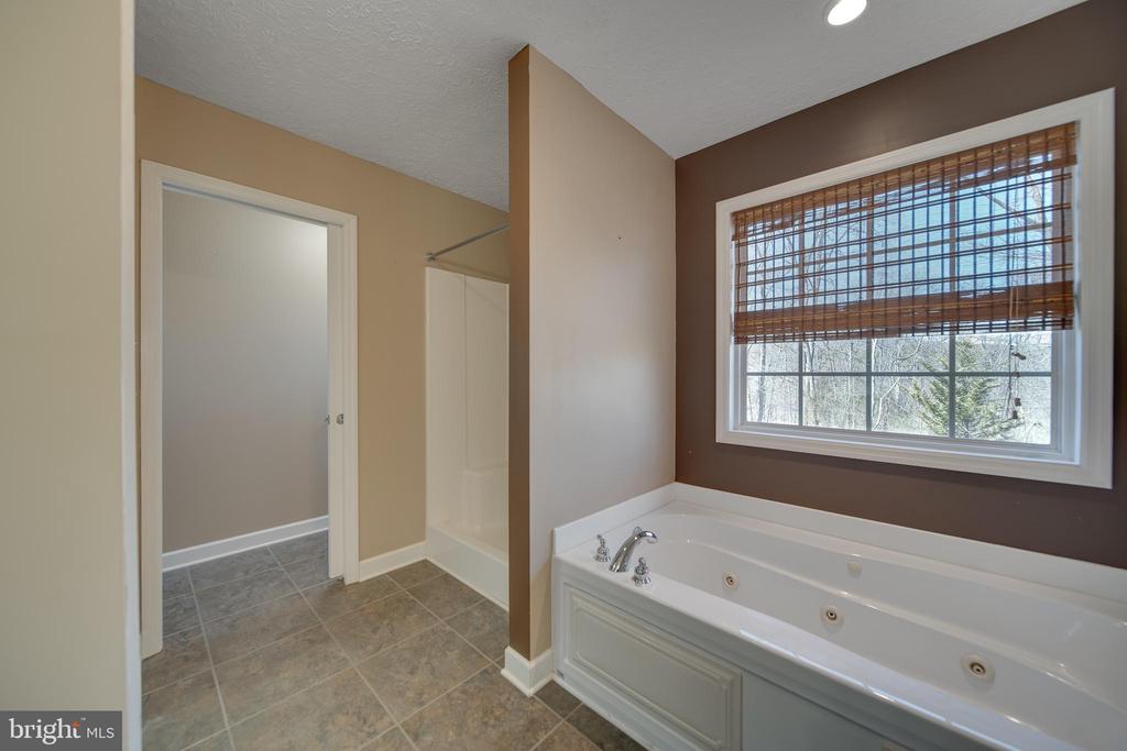 97 Bayonet Ct