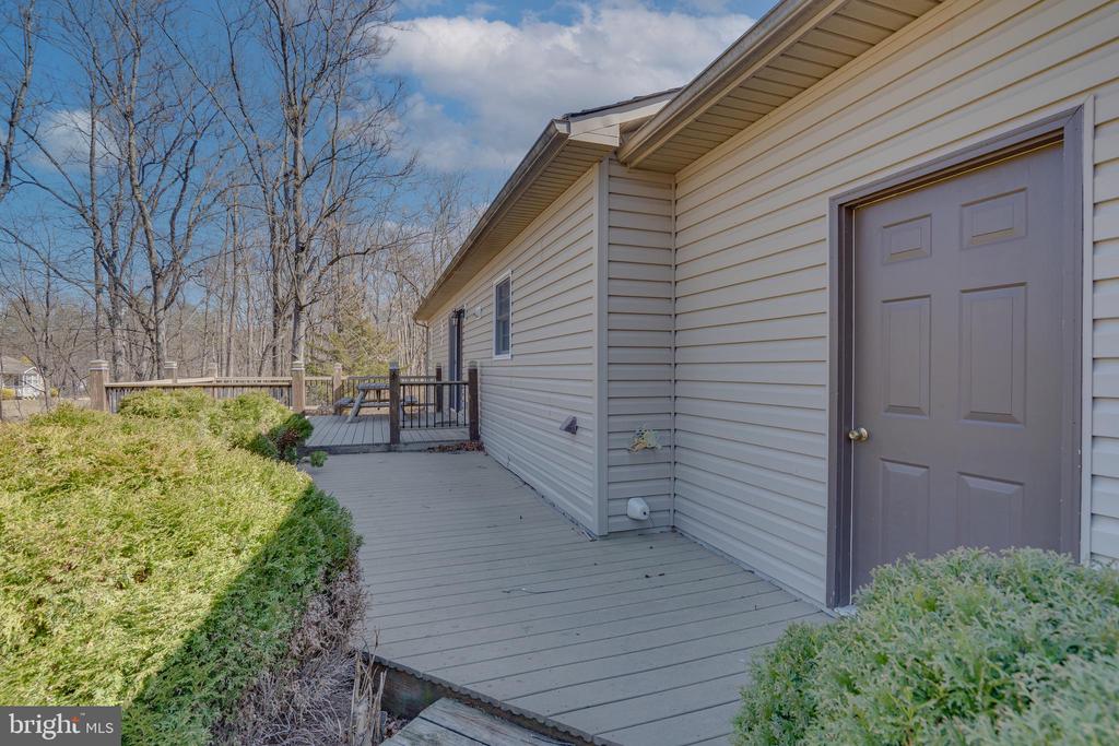 97 Bayonet Ct