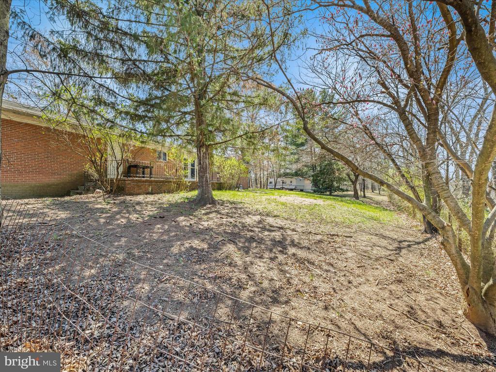 64 Sarah Ann Ln