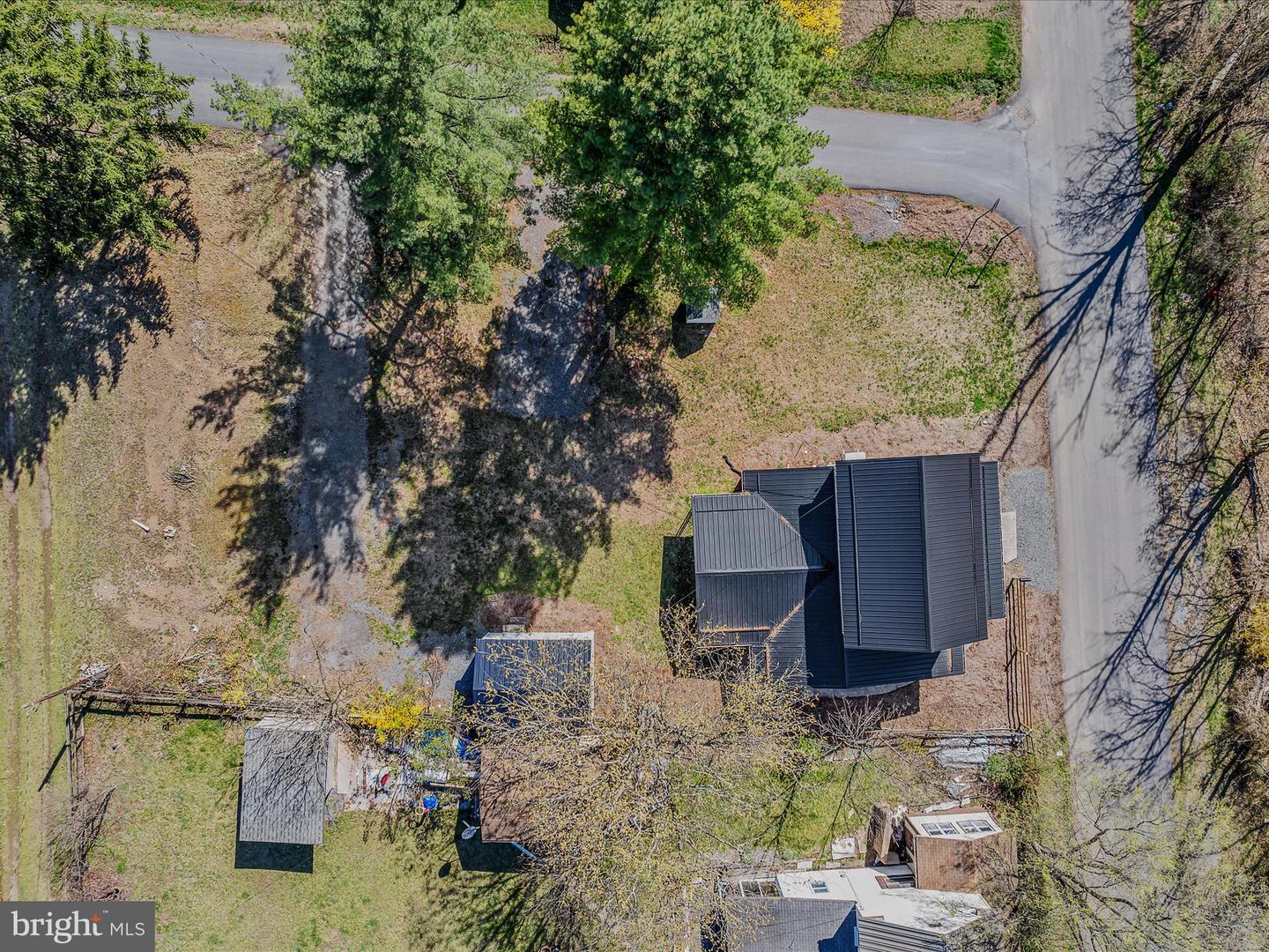 171 James St