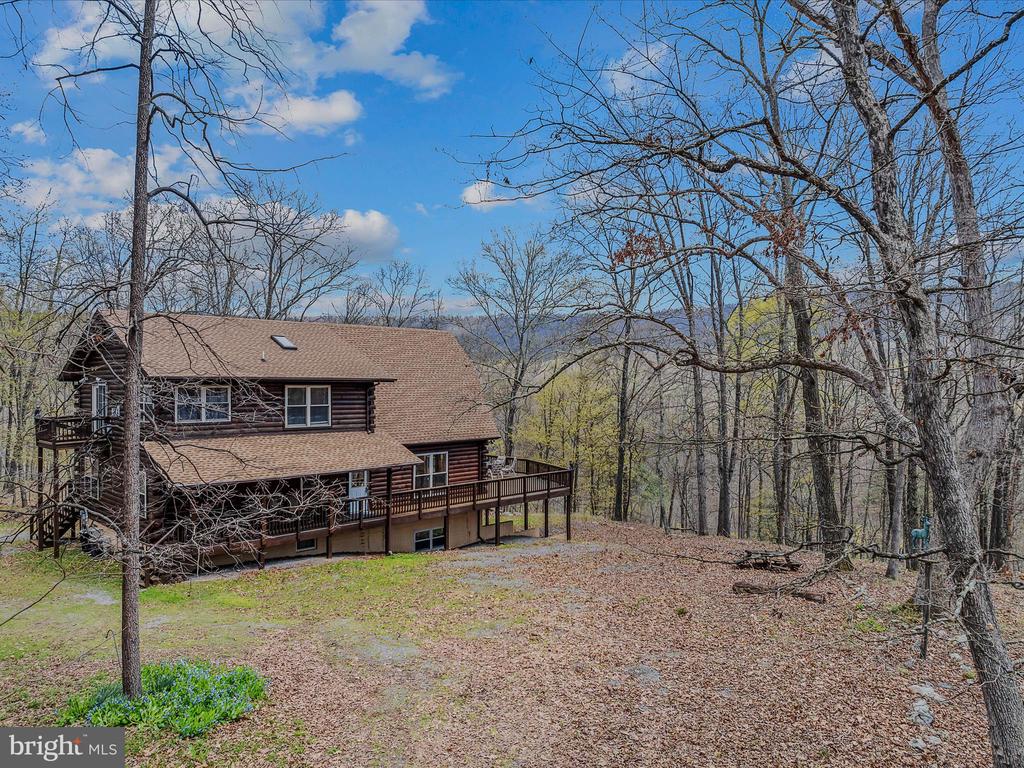 1903 Gaither Rd