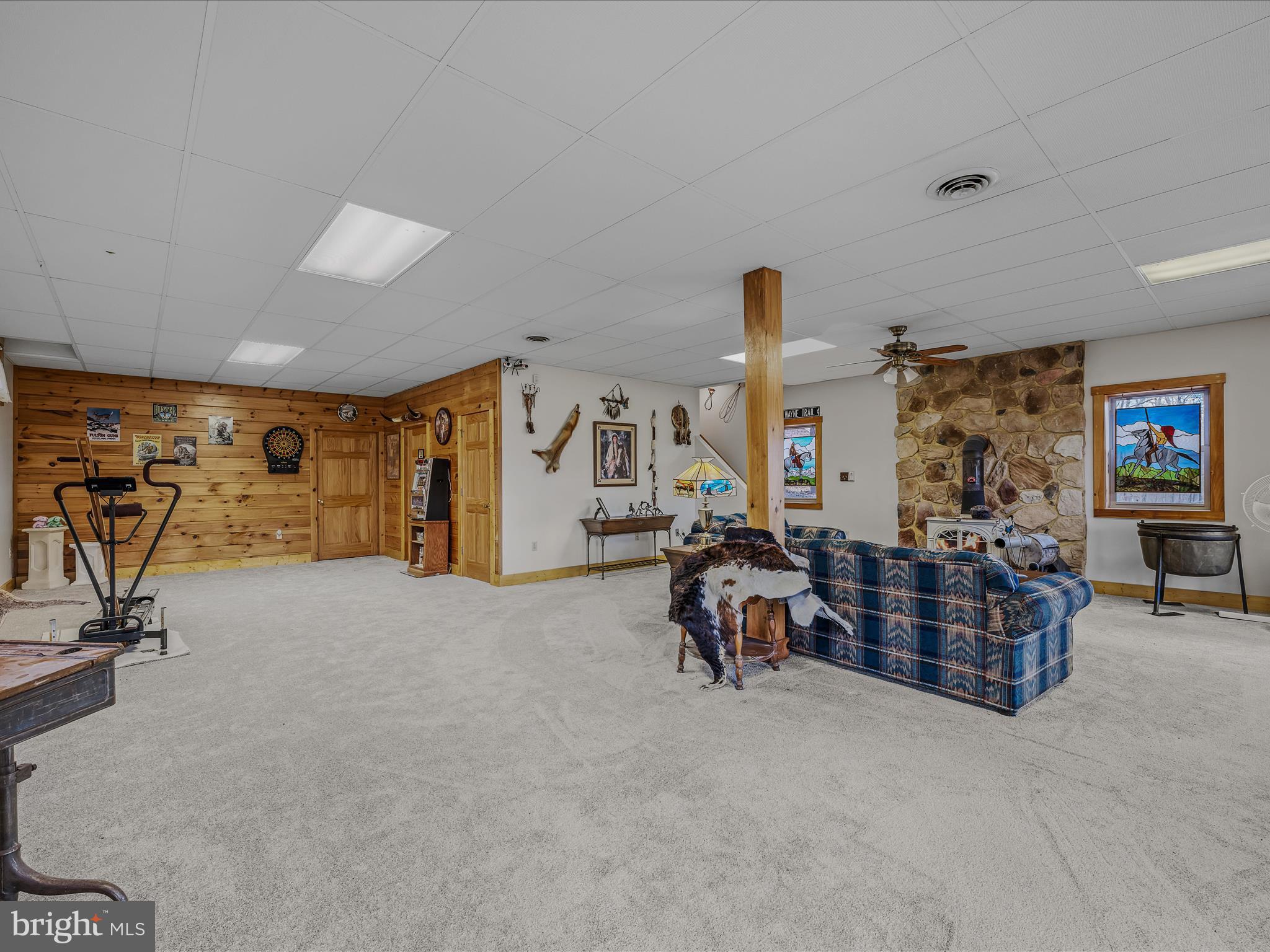 1903 Gaither Rd