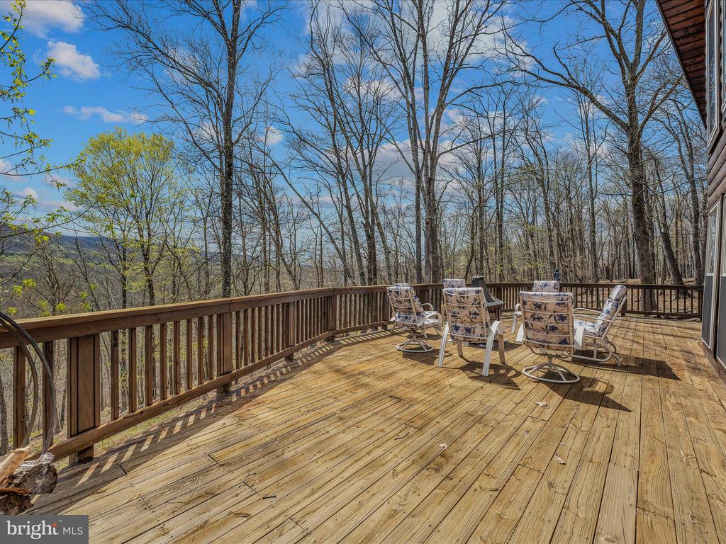 1903 Gaither Rd