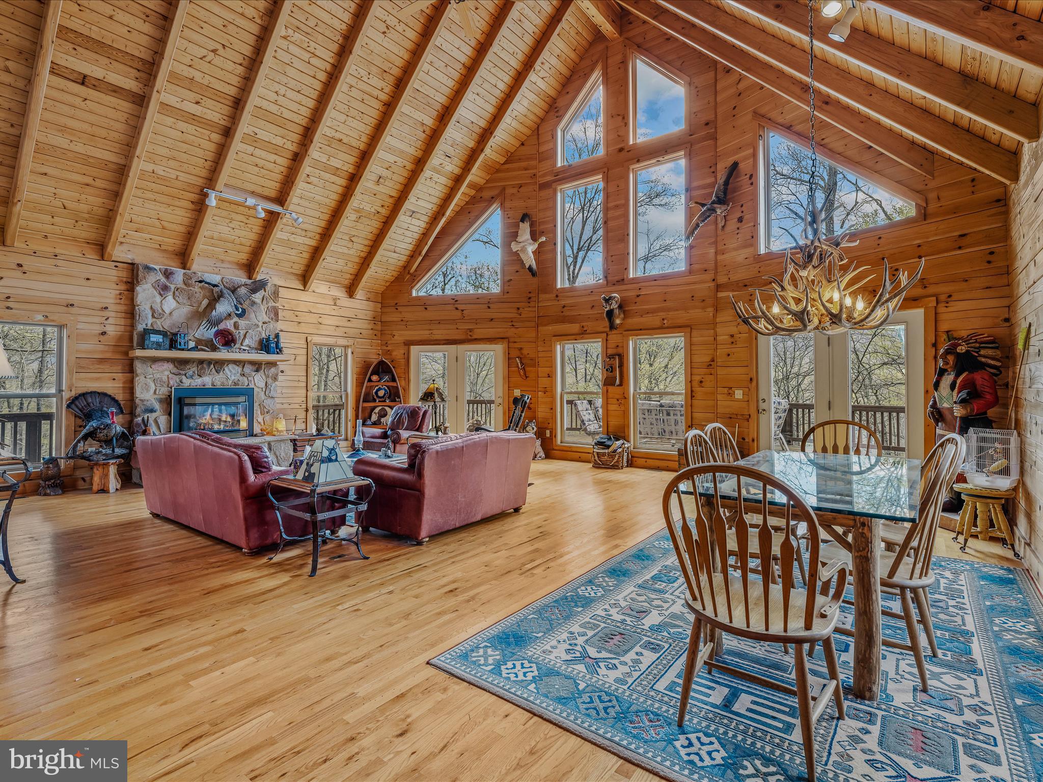 1903 Gaither Rd