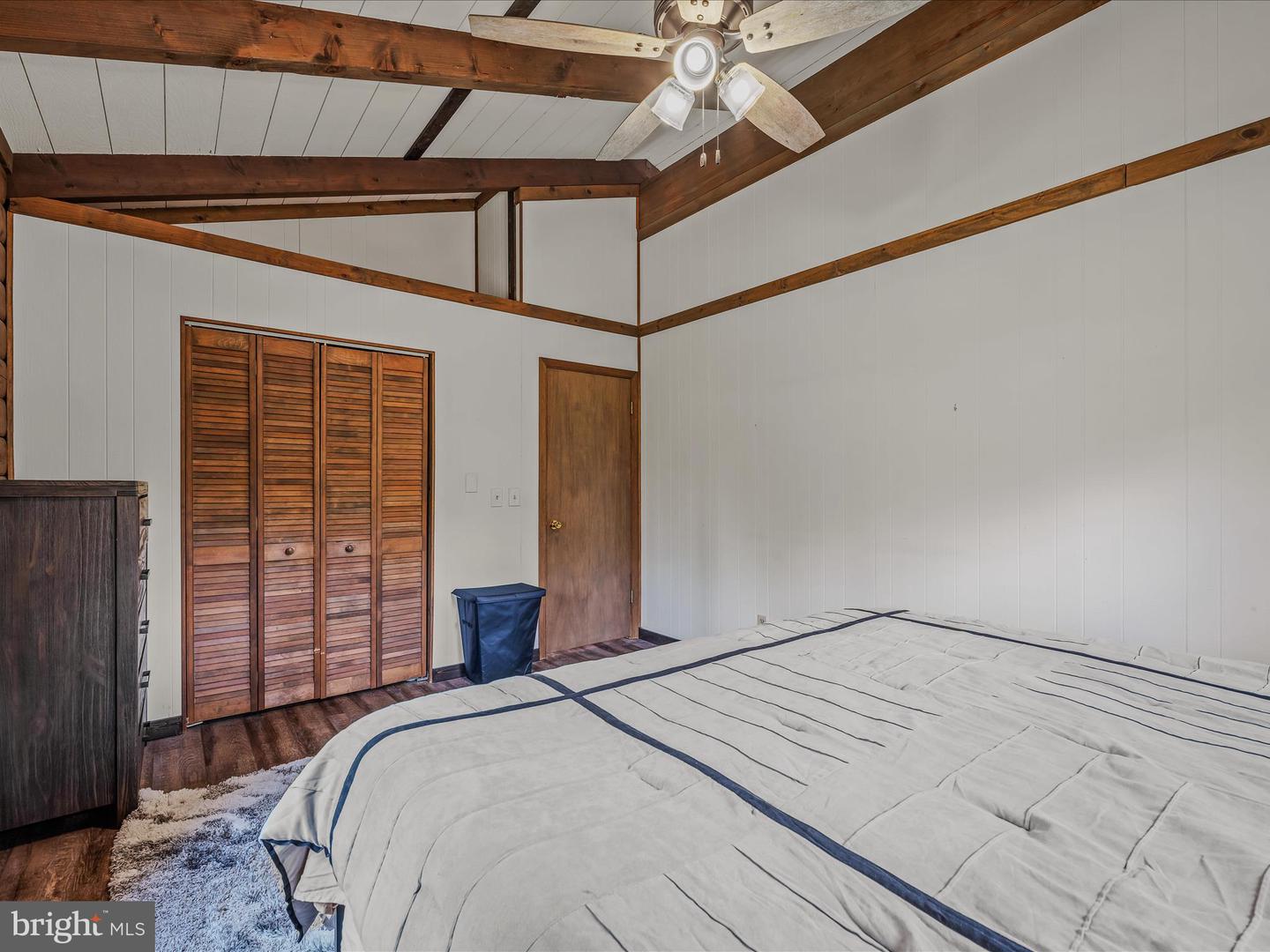 56 Sir Johns Run Rd