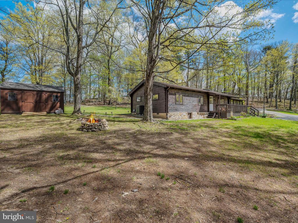 56 Sir Johns Run Rd