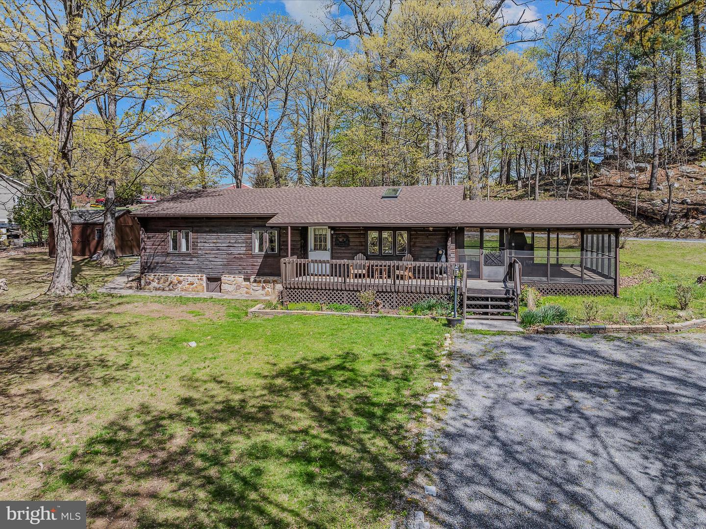 56 Sir Johns Run Rd
