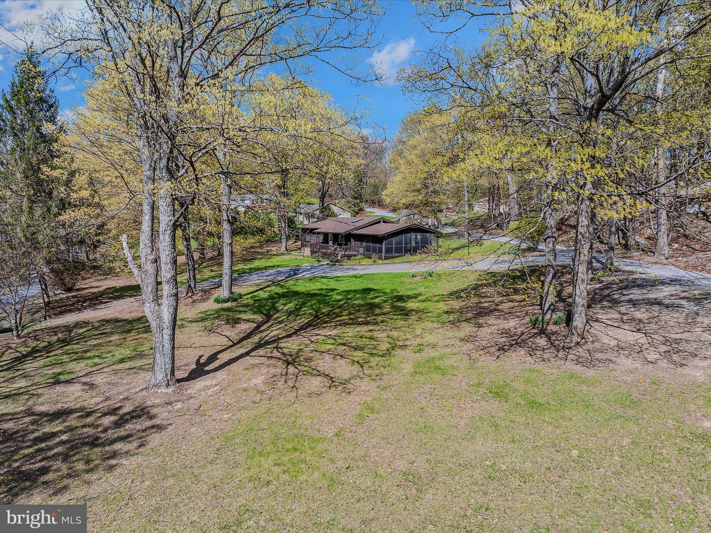 56 Sir Johns Run Rd