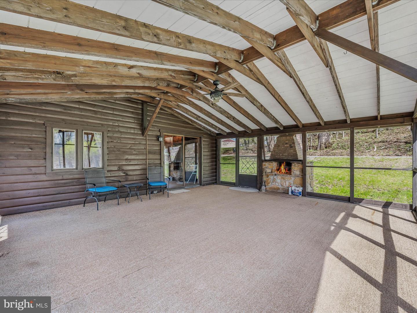 56 Sir Johns Run Rd