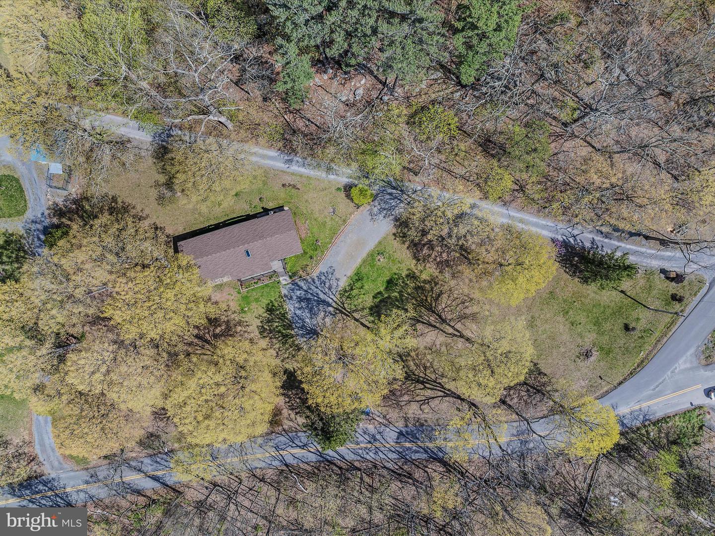 56 Sir Johns Run Rd