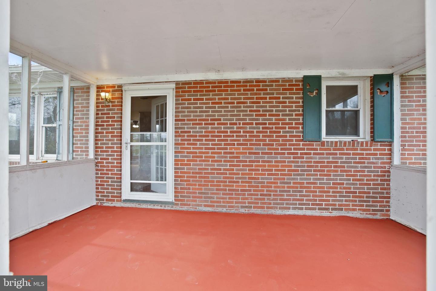 10460 Martinsburg Rd