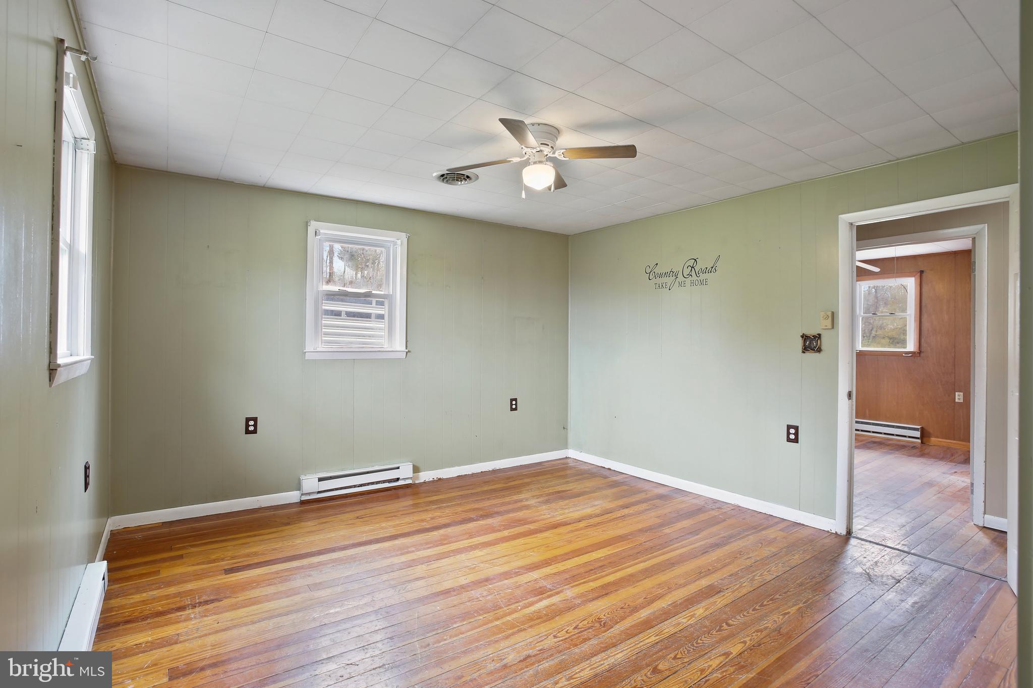 10460 Martinsburg Rd