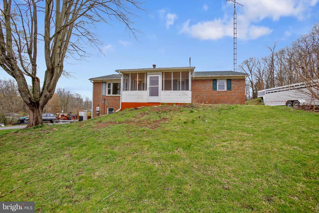 10460 Martinsburg Rd
