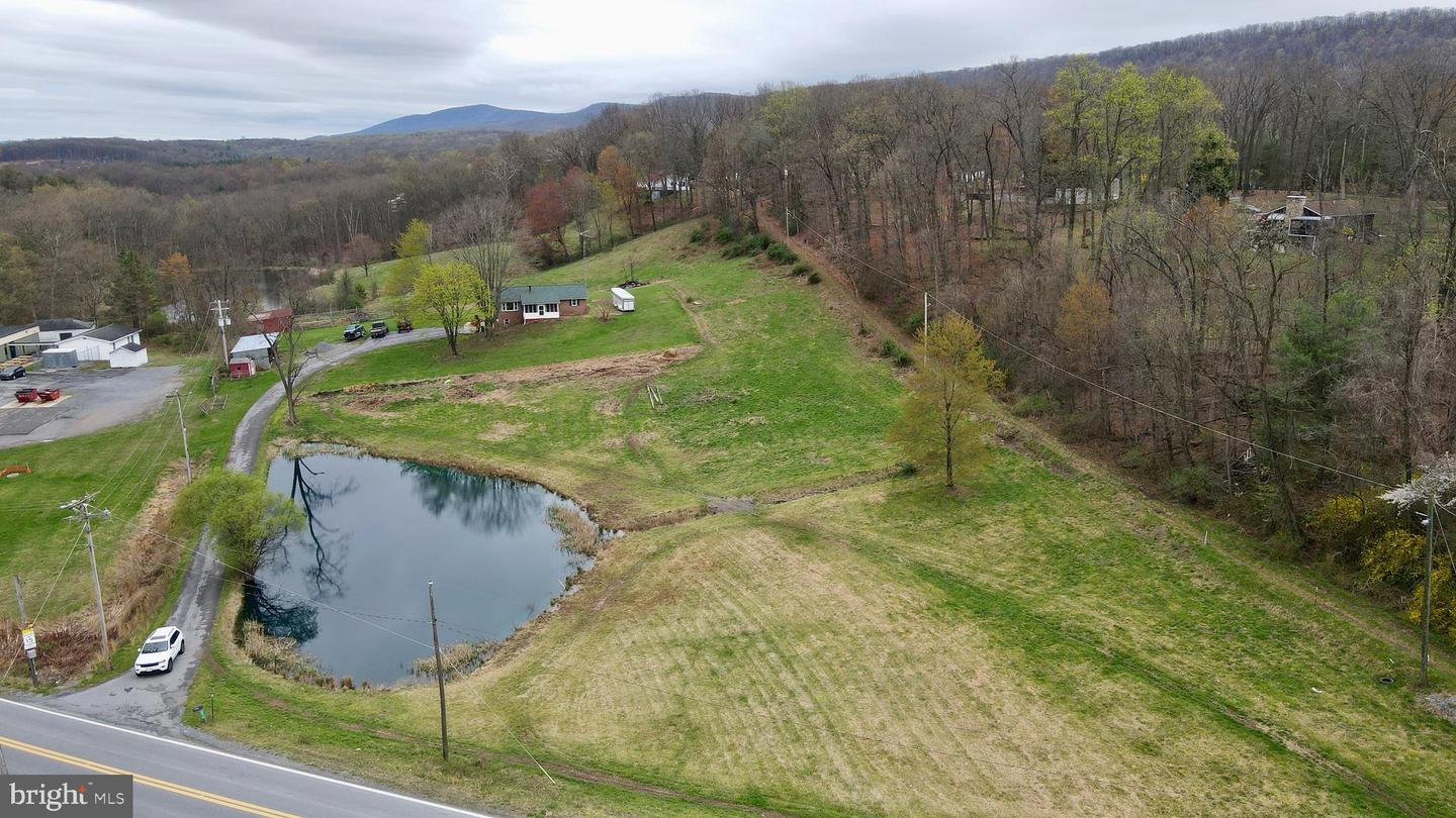 10460 Martinsburg Rd
