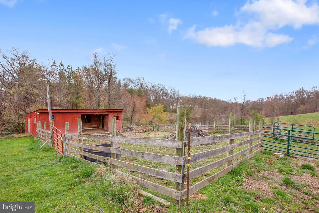 10460 Martinsburg Rd