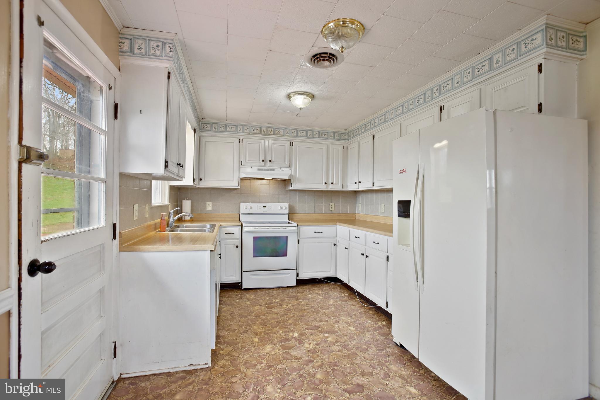 10460 Martinsburg Rd