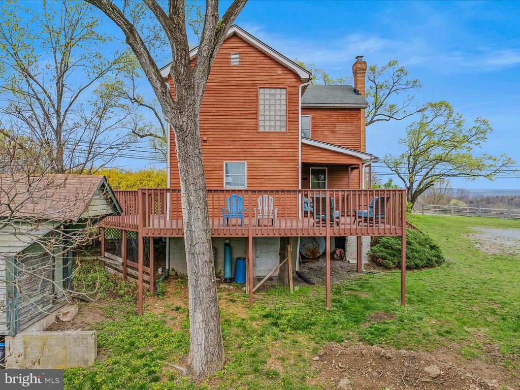 4232 Fairview Dr