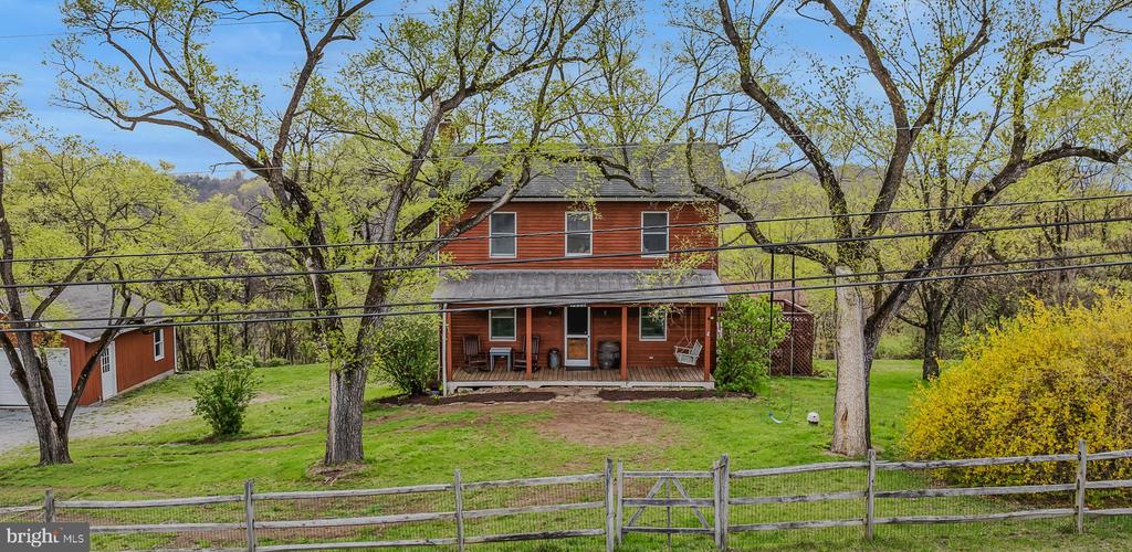 4232 Fairview Dr