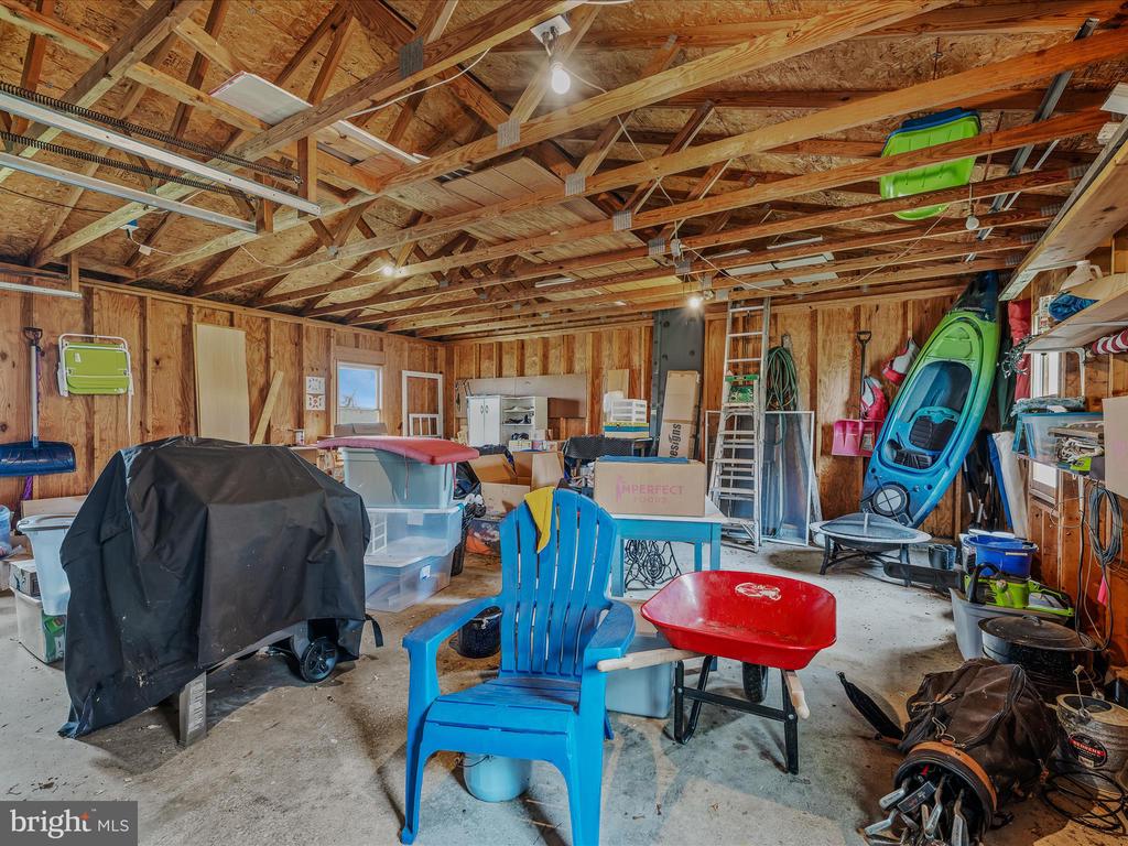 4232 Fairview Dr