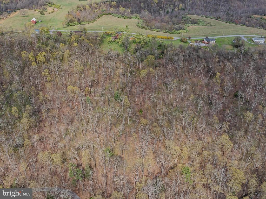 4232 Fairview Dr