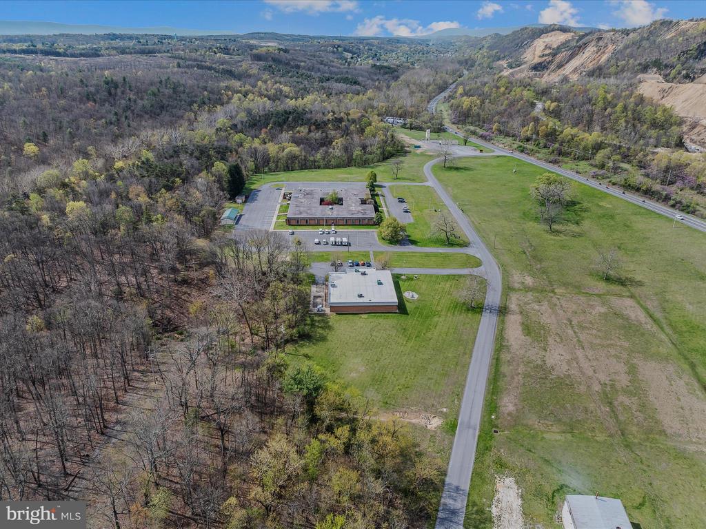204 Sand Mine Rd