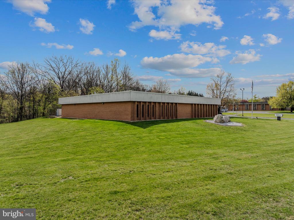 204 Sand Mine Rd