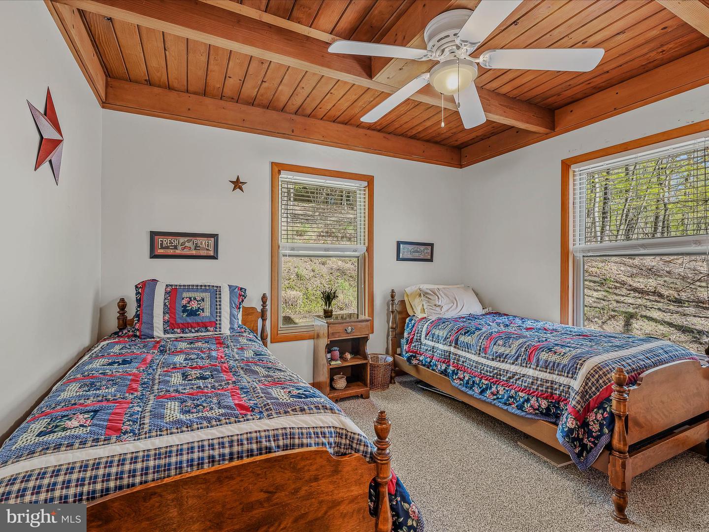 80 Purple Finch Ln