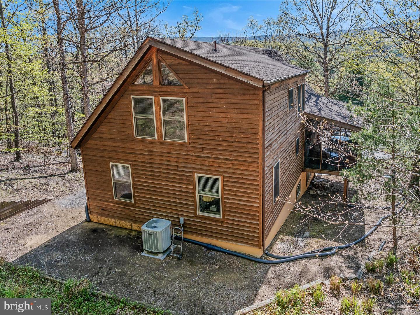80 Purple Finch Ln