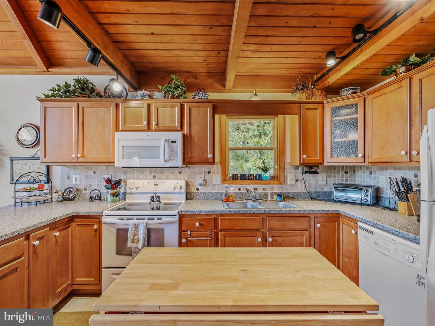 80 Purple Finch Ln