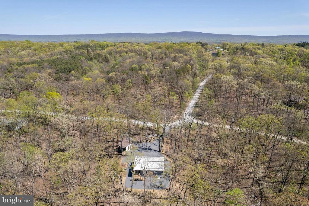 275 OAK FOREST LANE