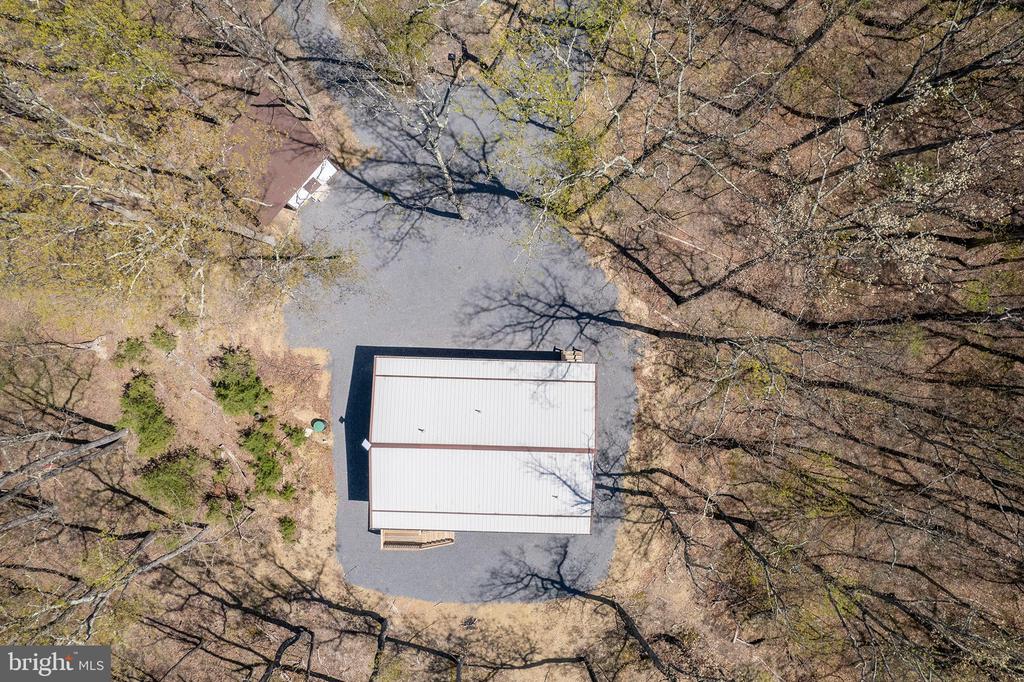 275 OAK FOREST LANE