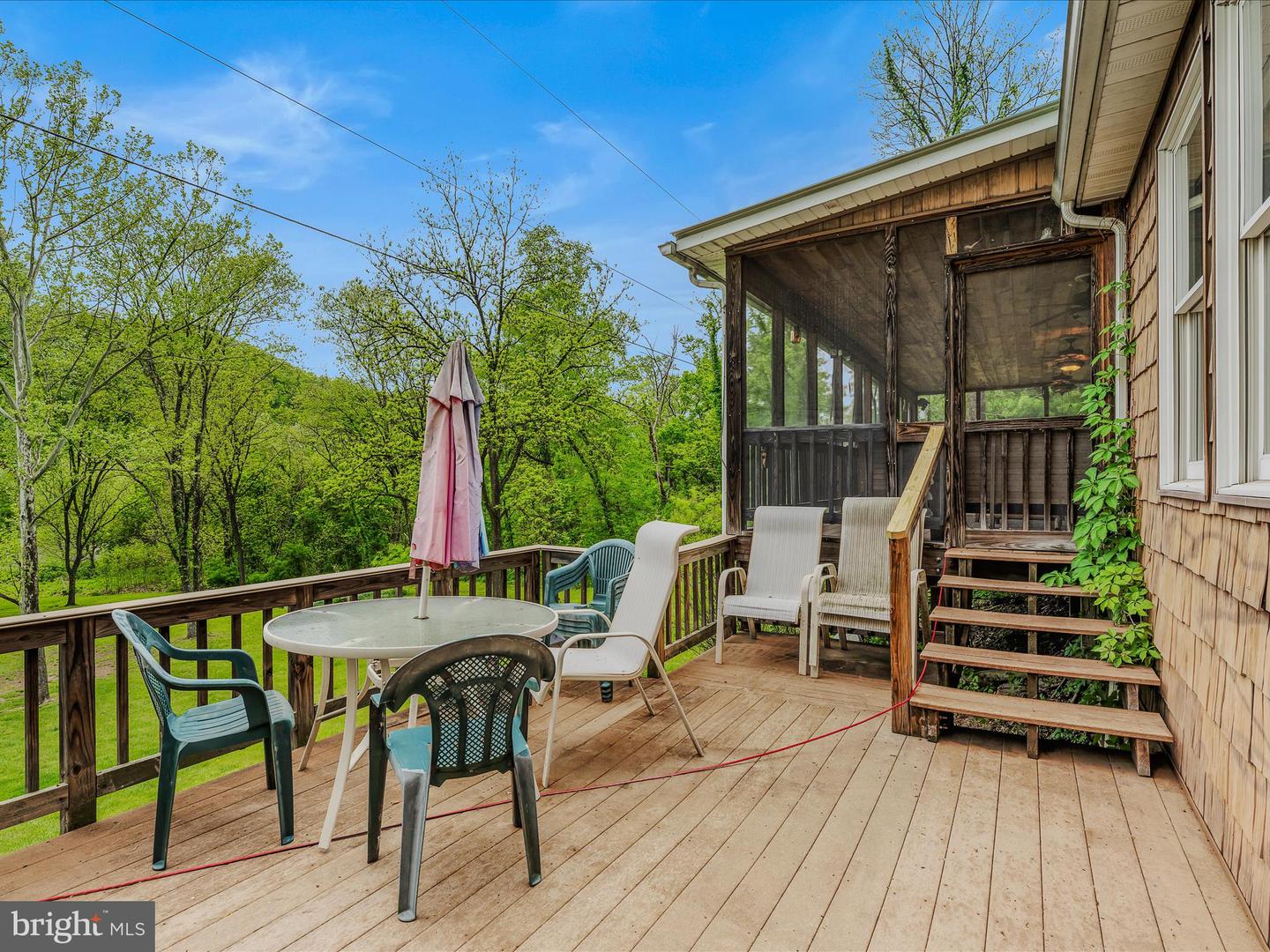 326 Doe Gully Rd