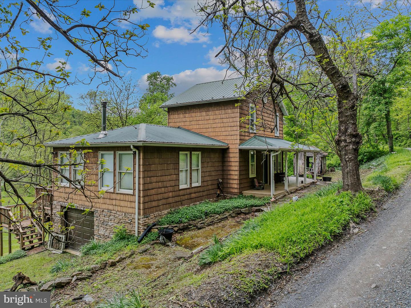 326 Doe Gully Rd