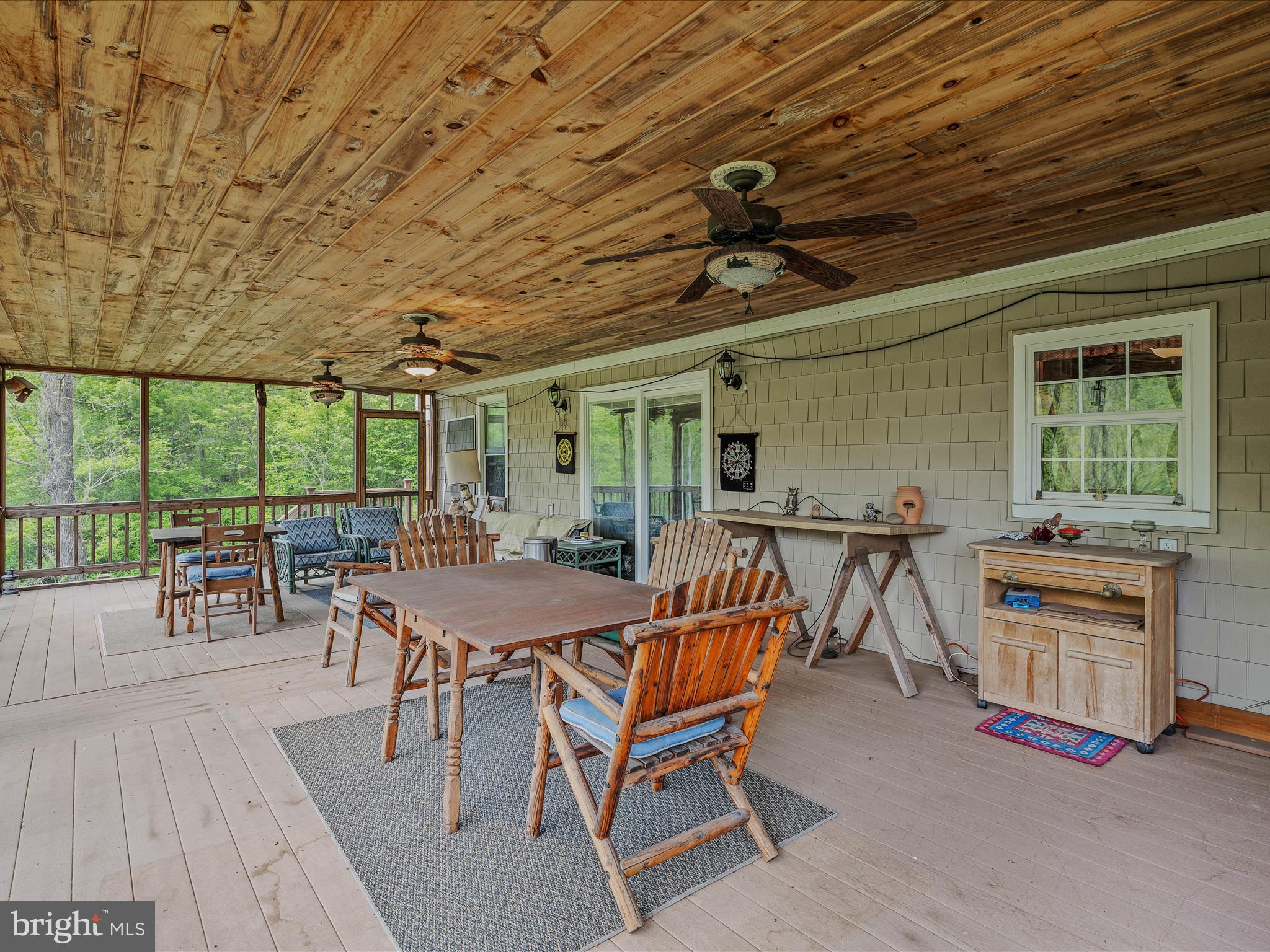 326 Doe Gully Rd
