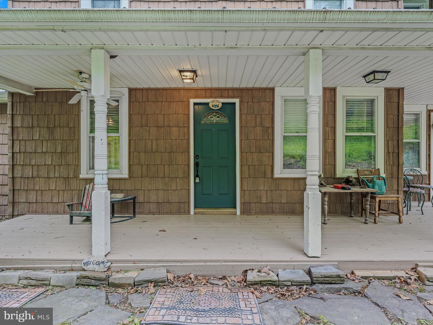 326 Doe Gully Rd