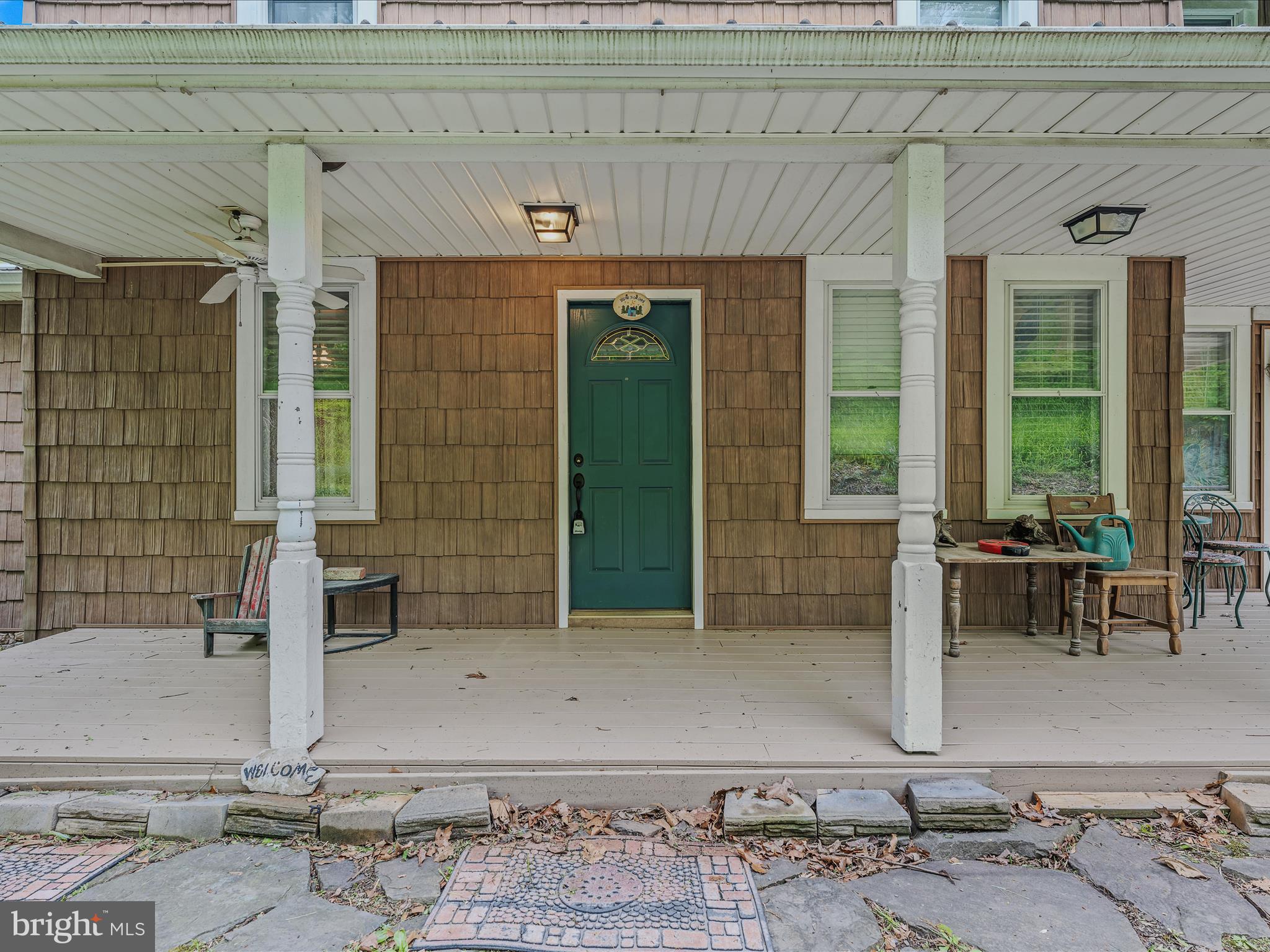326 Doe Gully Rd